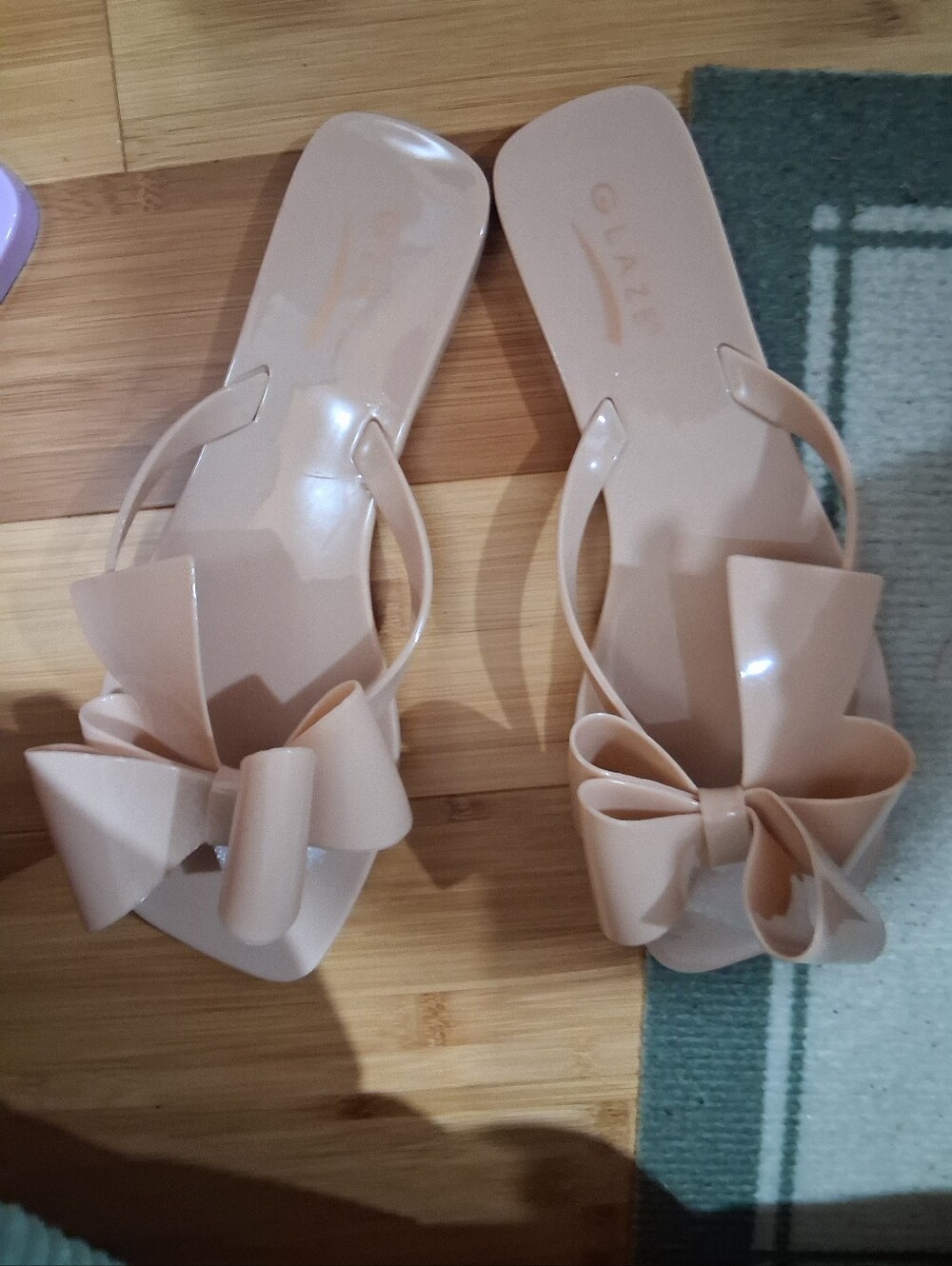 Glaze Women's Blush Bow Slide Sandals